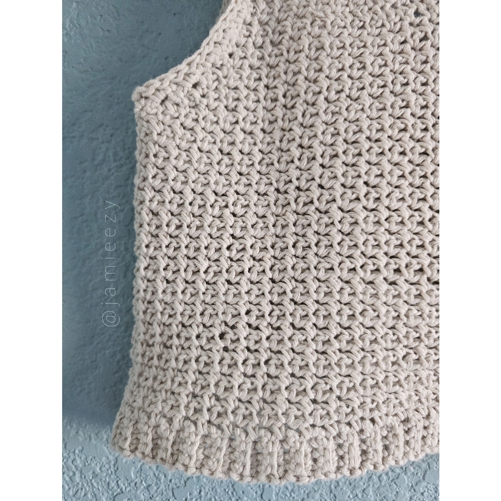 Scoop Neck Crochet Linen Cropped Tank (Handmade) - Ecru - Picture 3 of 7